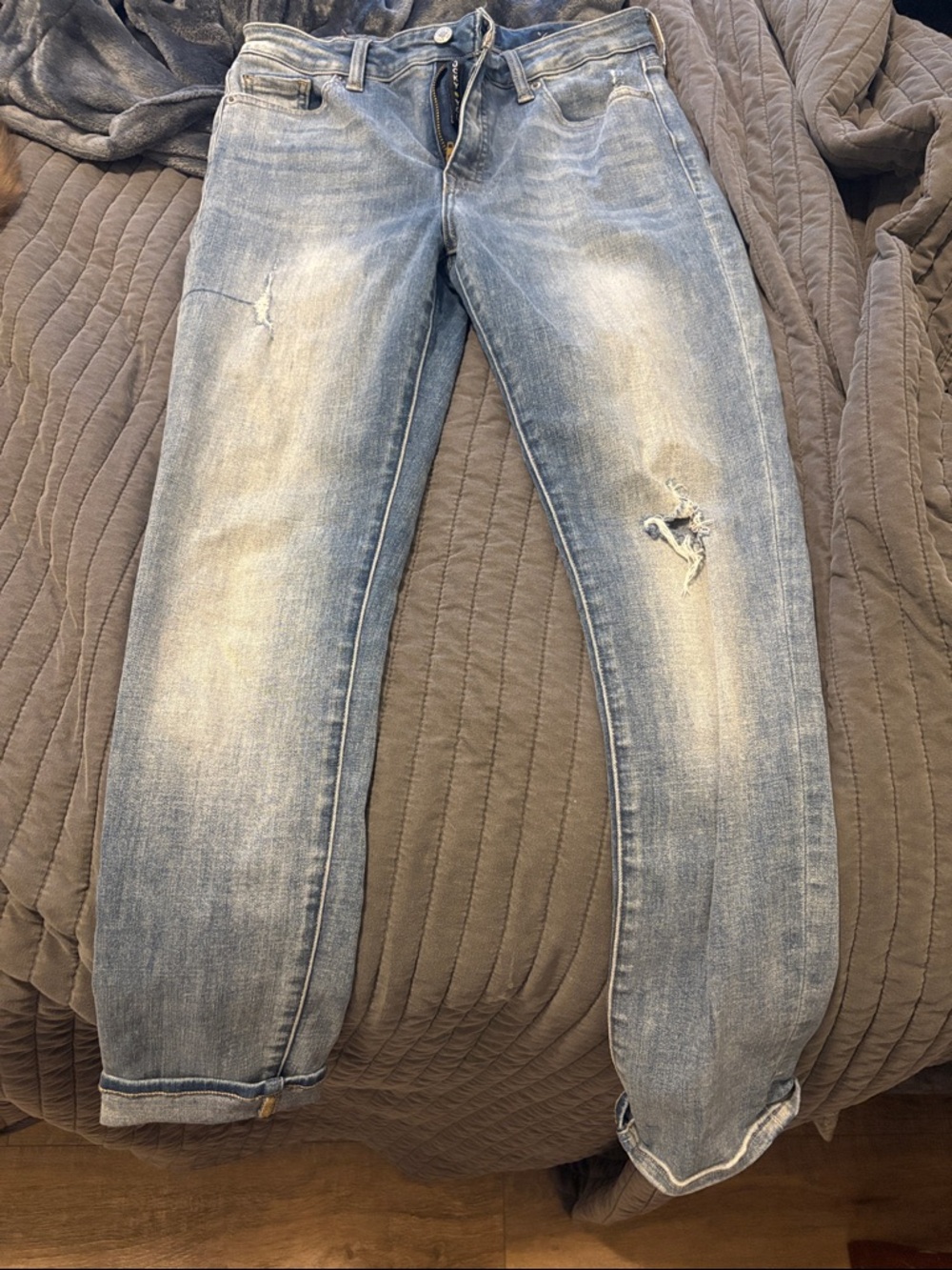 Lucky Brand Light Blue Distressed Women's Jeans